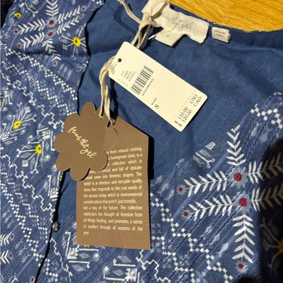 𝘽𝙡𝙪𝙚 𝘽𝙤𝙝𝙤 𝘽𝙡𝙤𝙪𝙨𝙚 - Picture 2 of 8